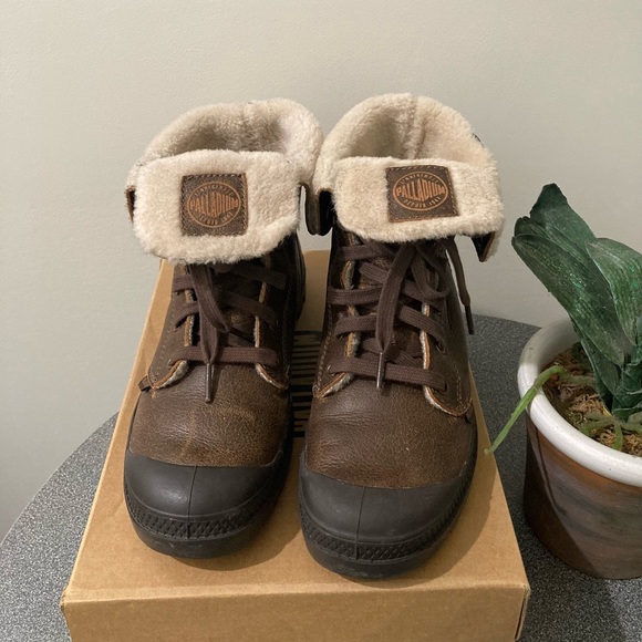 Women’s Palladium Baggy Leather Lace-up Boots in Brown - Picture 2 of 5